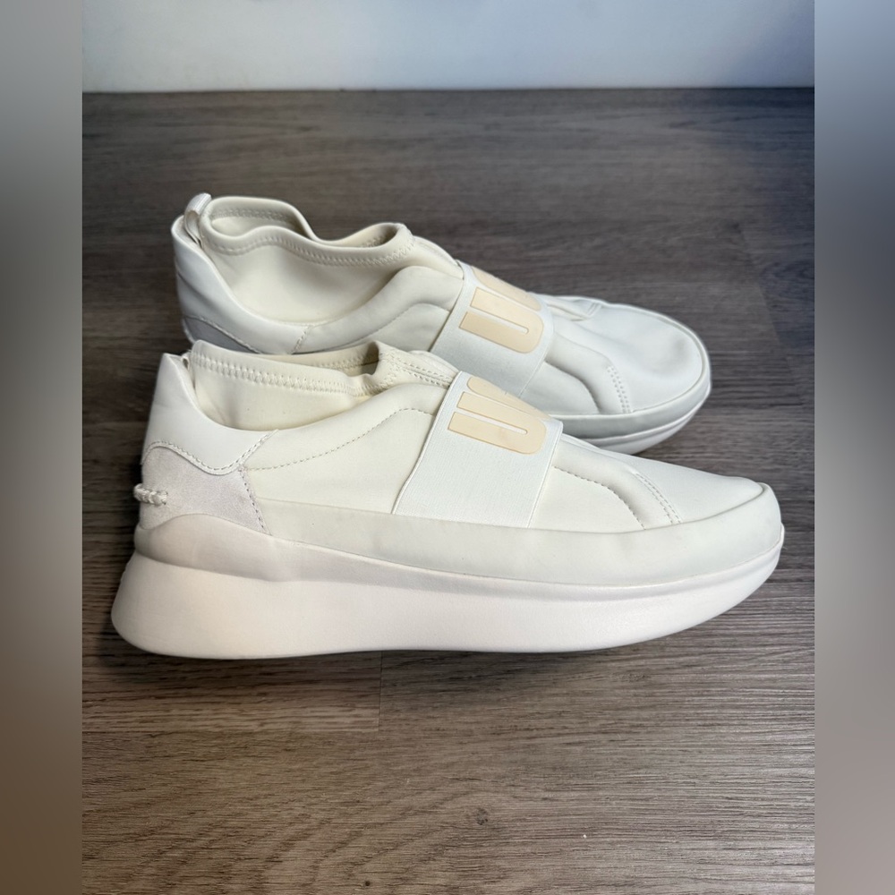*NWOB* Ugg Women’s Neutra Coconut Milk Sneakers Size 11